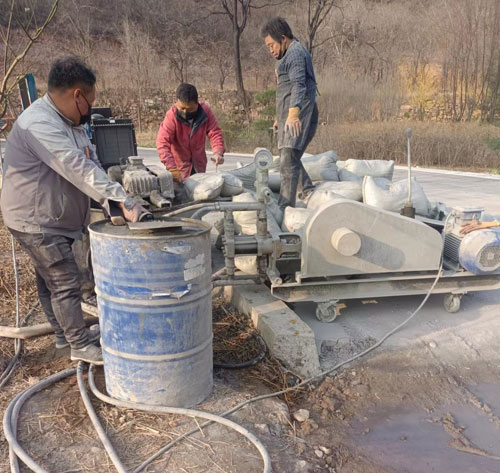 莲湖路面下沉注浆